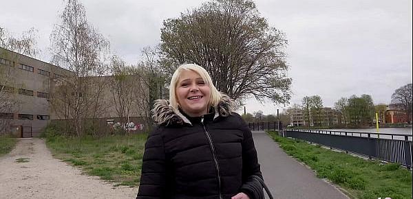 trendsGERMAN SCOUT - TINY GIRL MINI HOTCORE PICKUP AND FUCK AT STREET CASTING